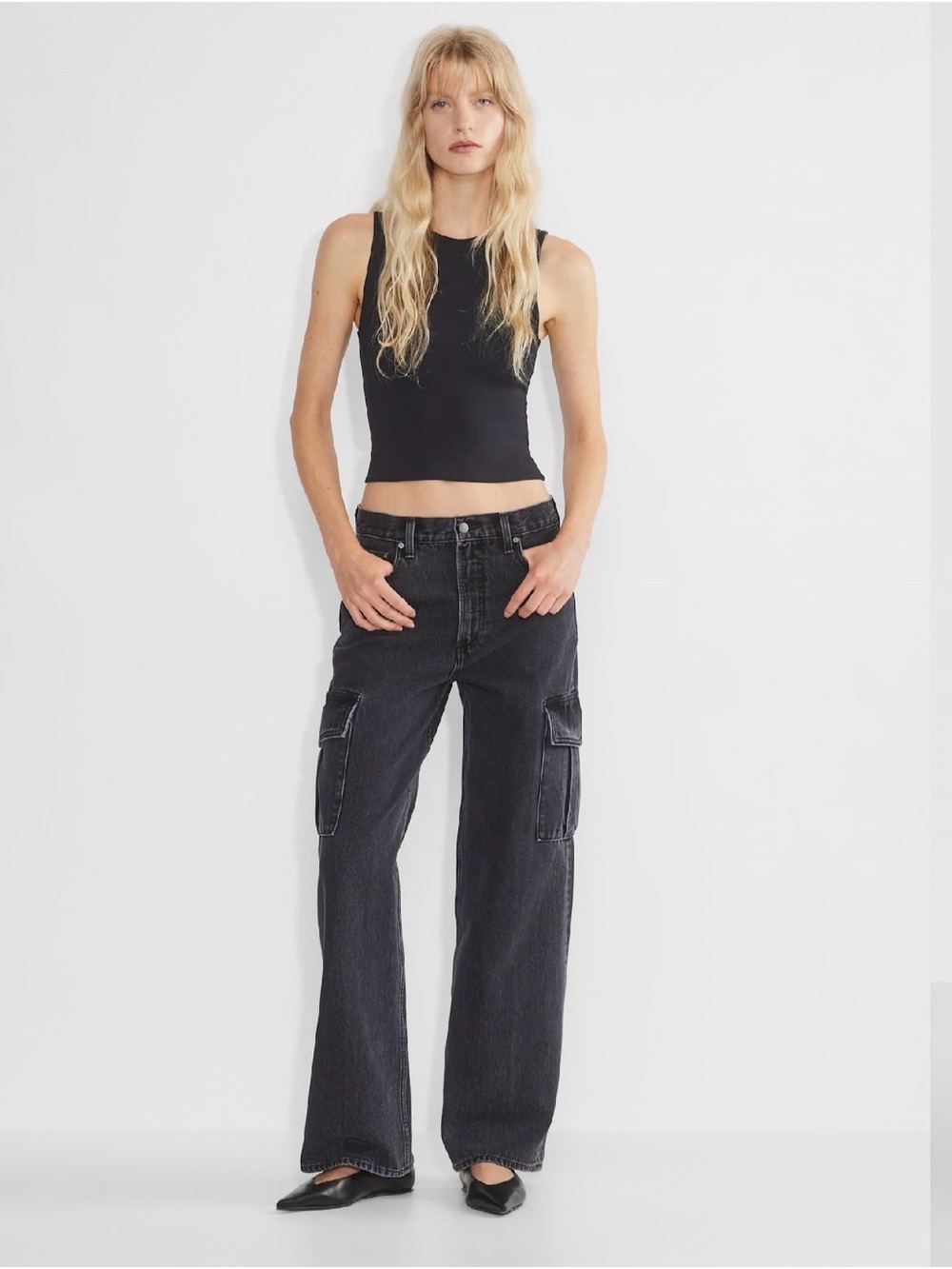 Aritzia Denim Forum The Farrah Hi-Rise Cargo Jean size 31